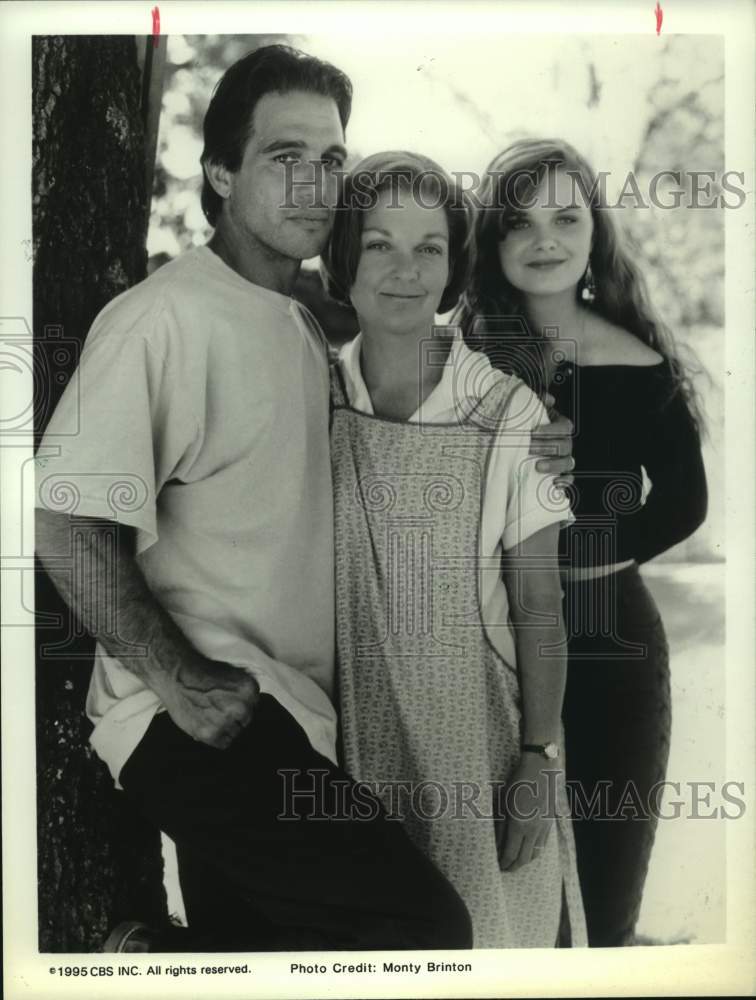 1995 Press Photo Tony Danza, Pamela Reed, and Heather Tom in Deadly Whispers - Historic Images