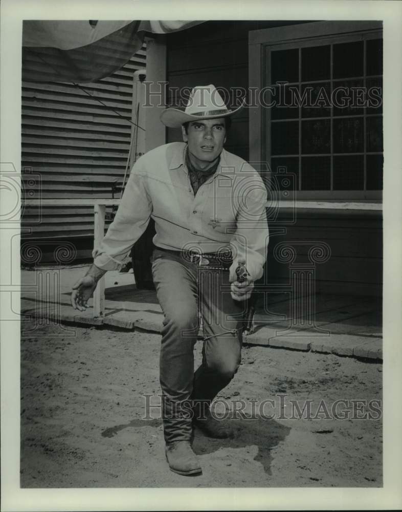 Press Photo Author and actor Tom Tryon in &quot;World Premiere: &#39;Winchester 73&#39;&quot; - Historic Images