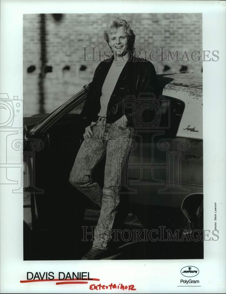 1992 Press Photo Entertainer Davis Daniel - Historic Images