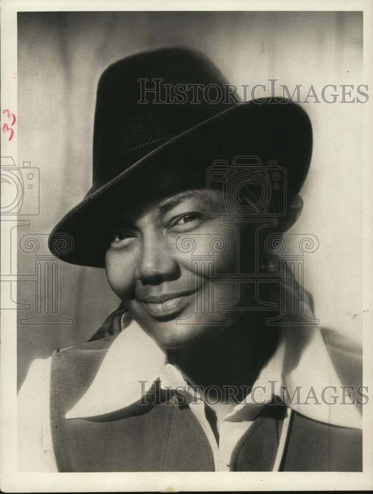 1970 Press Photo Pearl Bailey on "The Pearl Bailey Show" - Historic Images