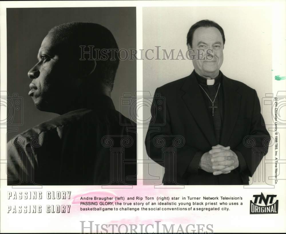 1998 Press Photo Andre Braugher, Rip Torn in &quot;Passing Glory&quot; - Historic Images