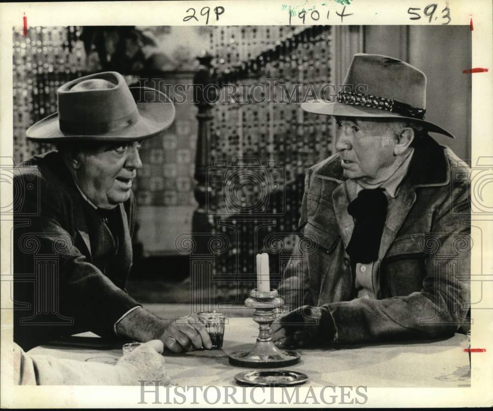 1969 Press Photo Actors Pat O'Brien, Walter Brennan in "The Over-the-Hill-Gang" - Historic Images