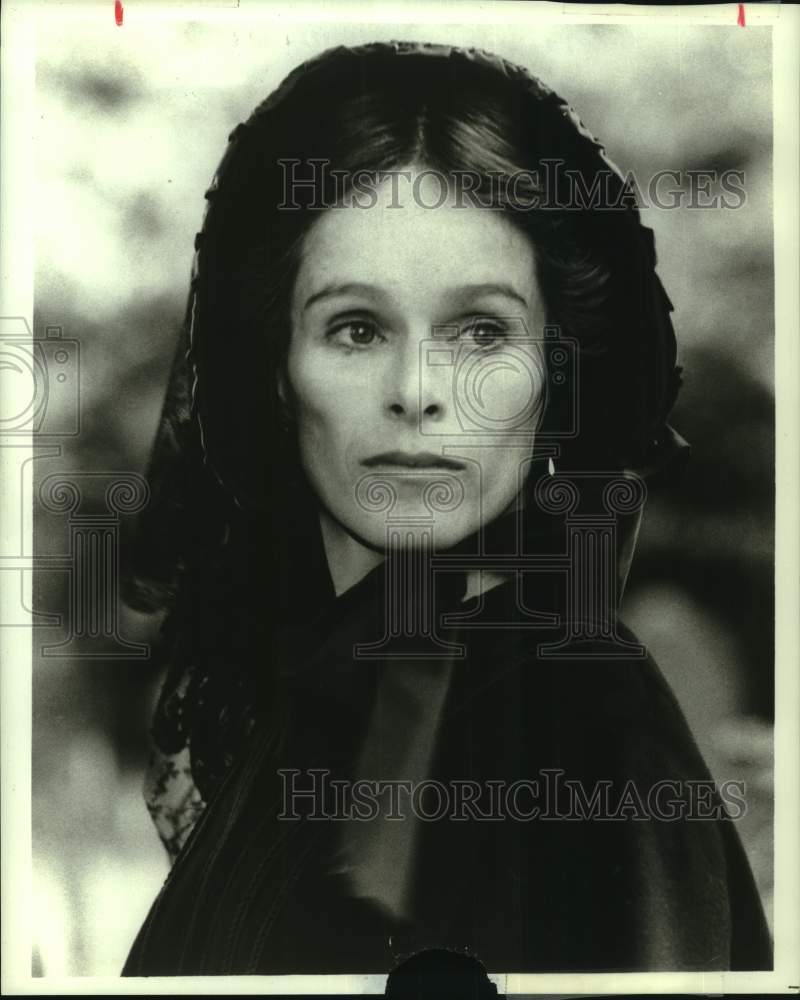 1986 Press Photo Actress Geraldine Chaplin  in film scene - Historic Images