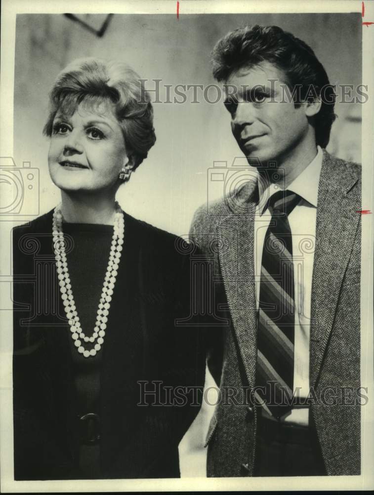 1986 Press Photo Angela Lansbury, Jeff Conaway on &quot;Murder, She Wrote&quot; - Historic Images