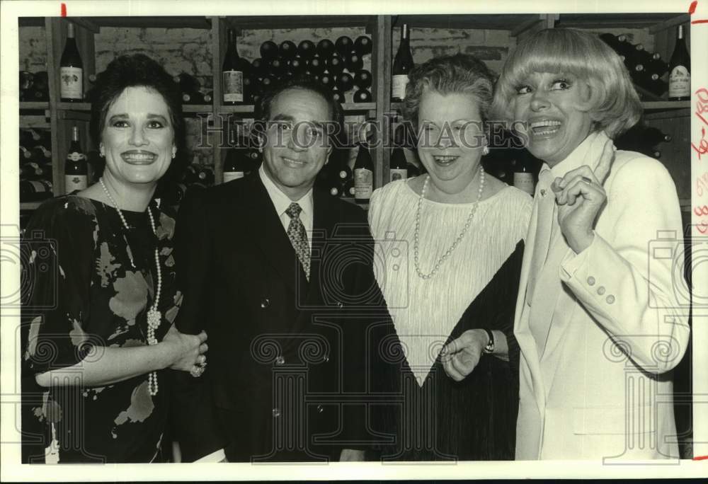 1983 Press Photo Actress Carol Channing attends a party at Brennan's - Historic Images