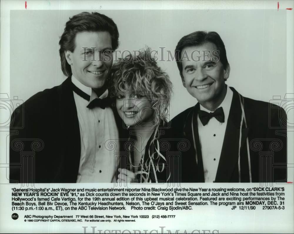 1990 Jack Wagner, Nina Blackwood and Dick Clark on New Years special - Historic Images