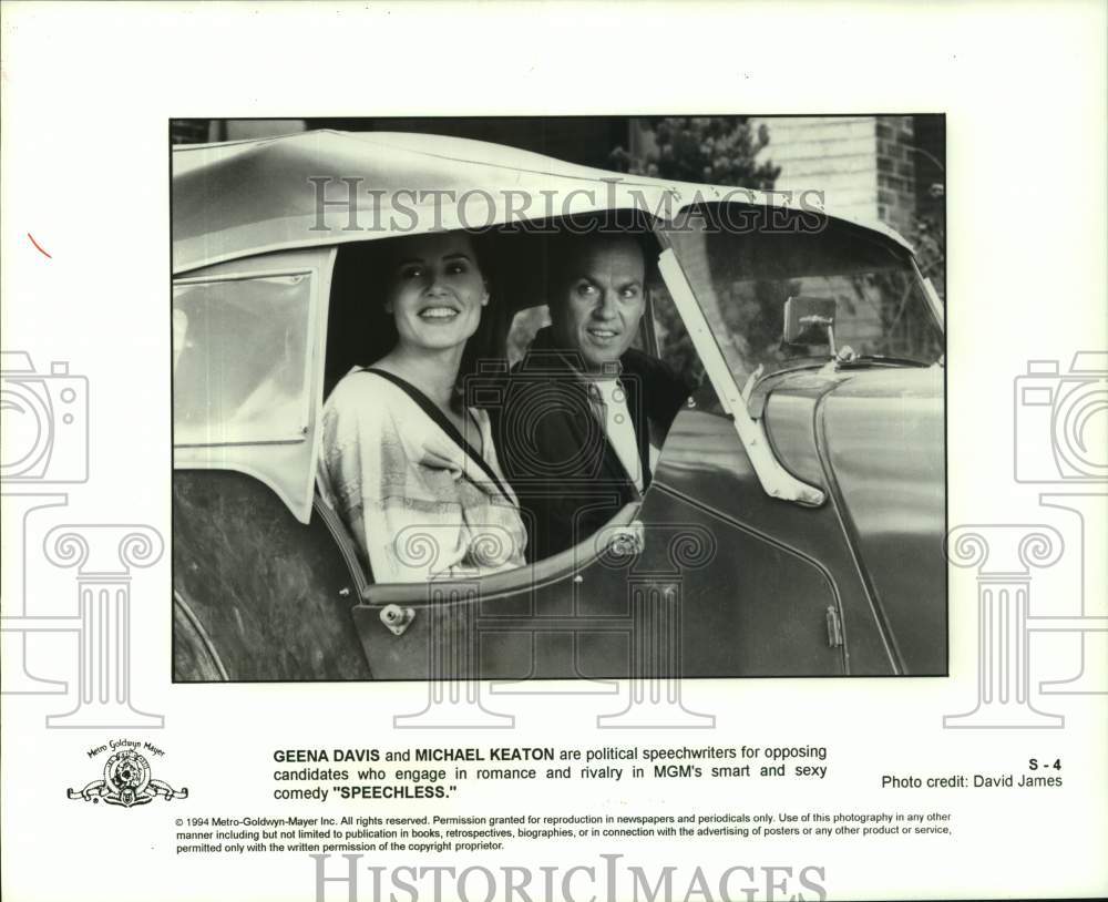 1994 Press Photo Geena Davis, Michael Keaton in &quot;Speechless&quot; - Historic Images