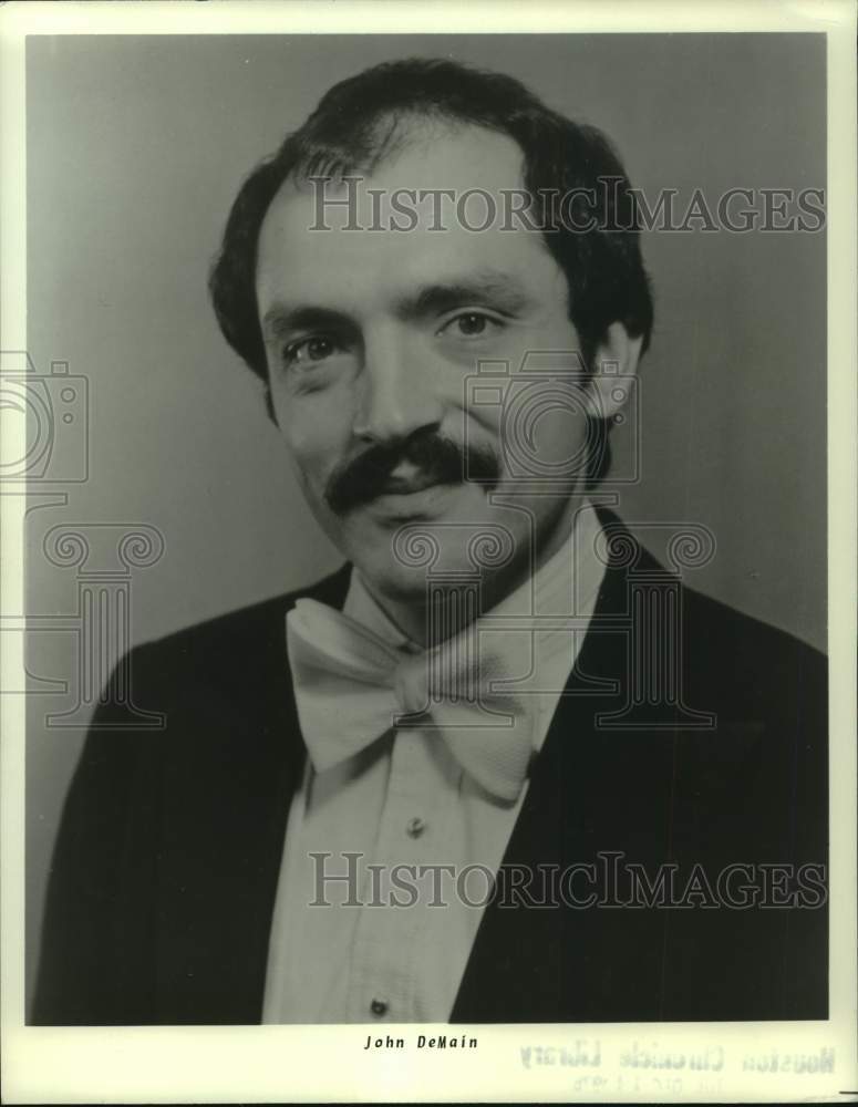 1976 Press Photo Conductor John DeMain - Historic Images