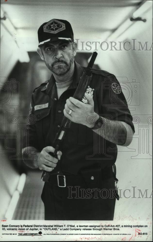 1981 Press Photo Actor Sean Connery appears in "Outland" movie scene - Historic Images