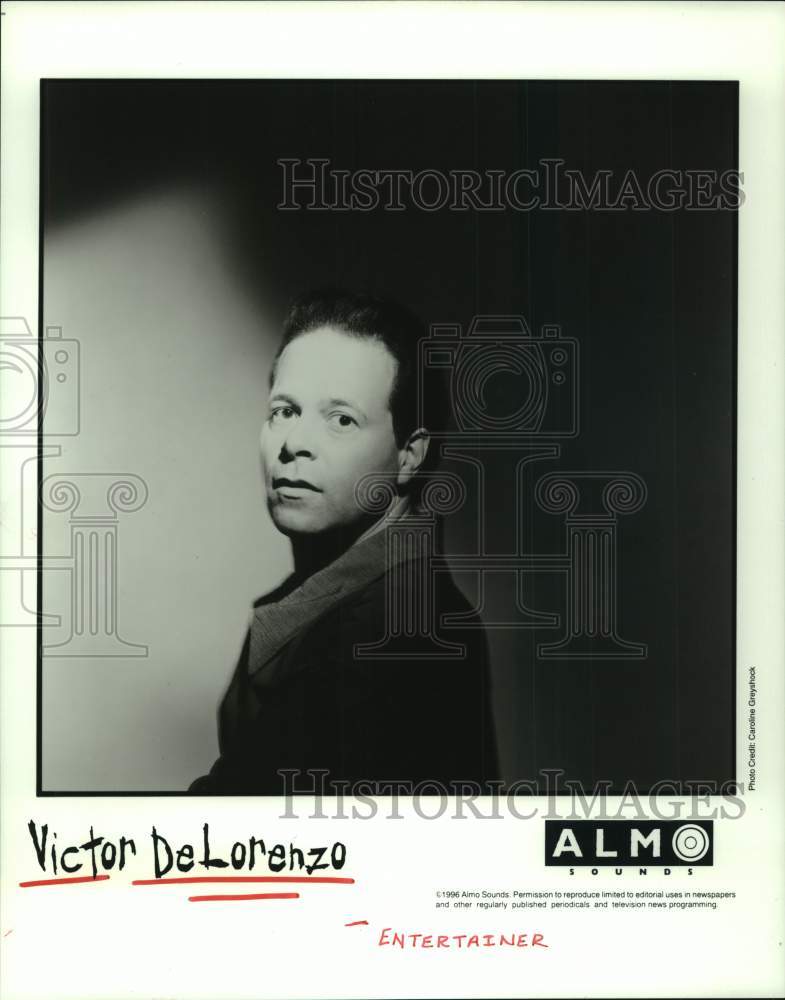 1996 Press Photo Entertainer Victor DeLorenzo - Historic Images