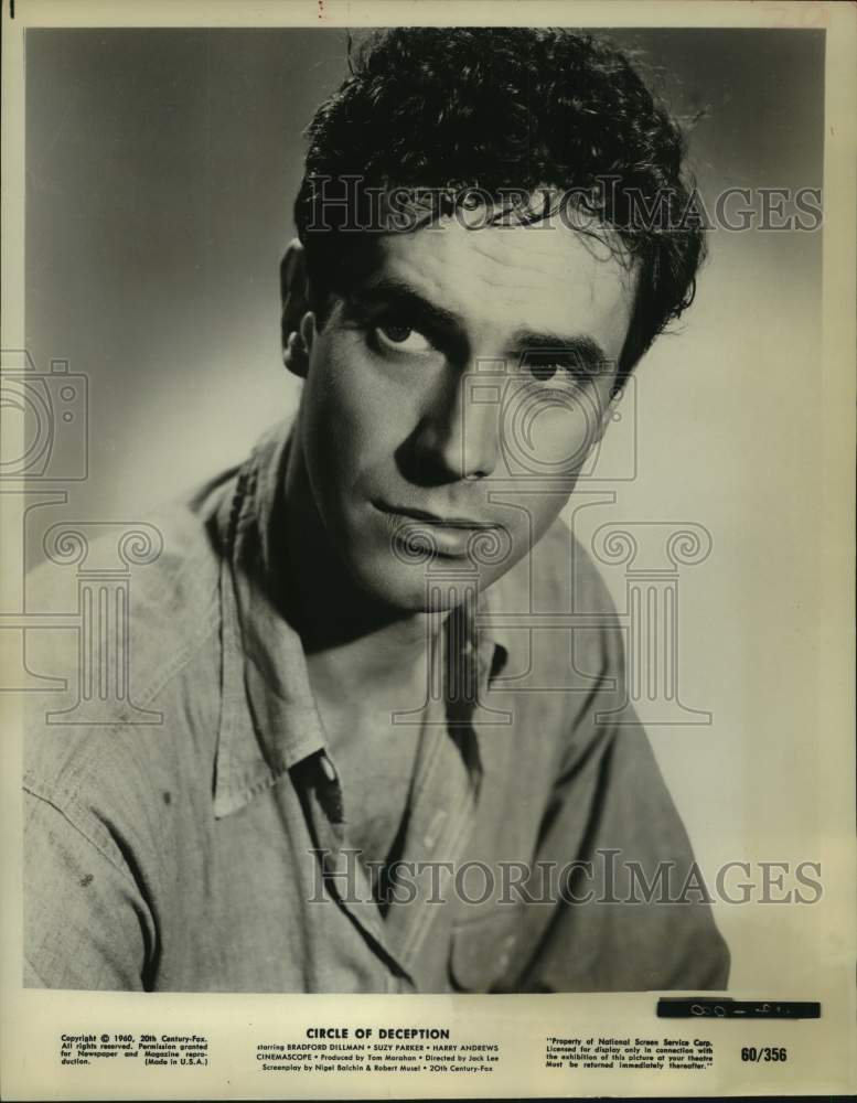 1960 Press Photo Actor Bradford Dillman in "Circle of Deception" - Historic Images