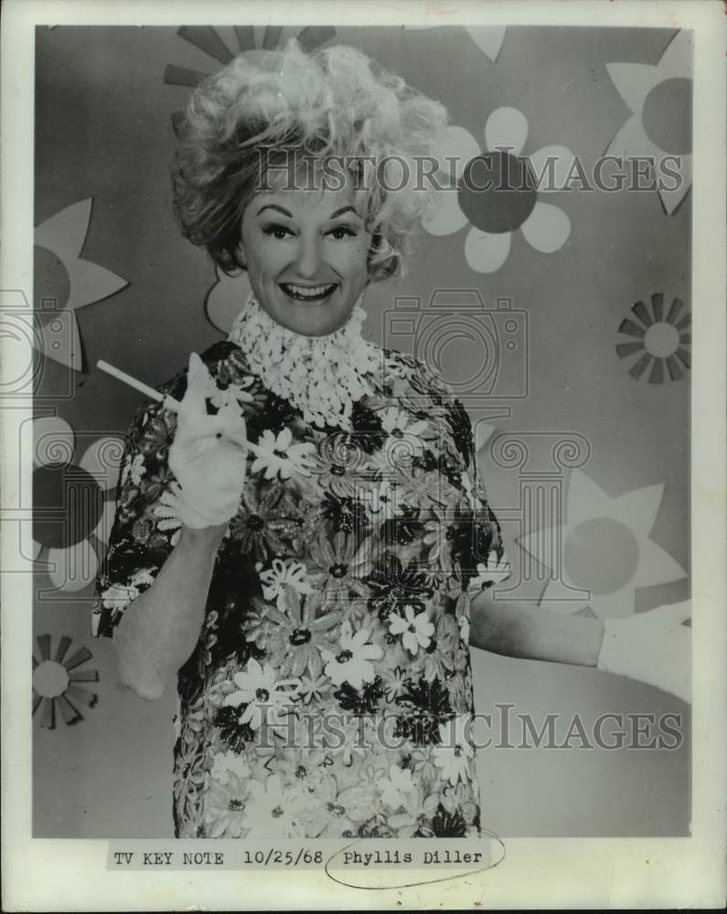 1968 Press Photo Phyllis Diller - Historic Images