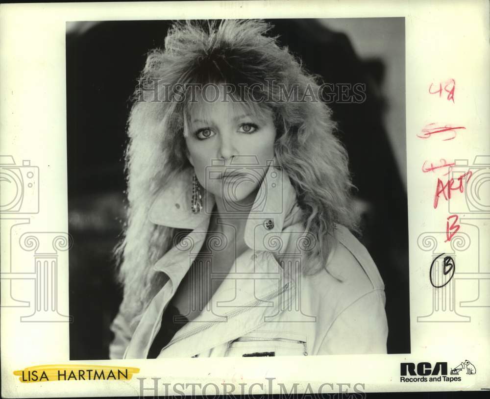 1982 Press Photo Singer-Actress Lisa Hartman - Historic Images