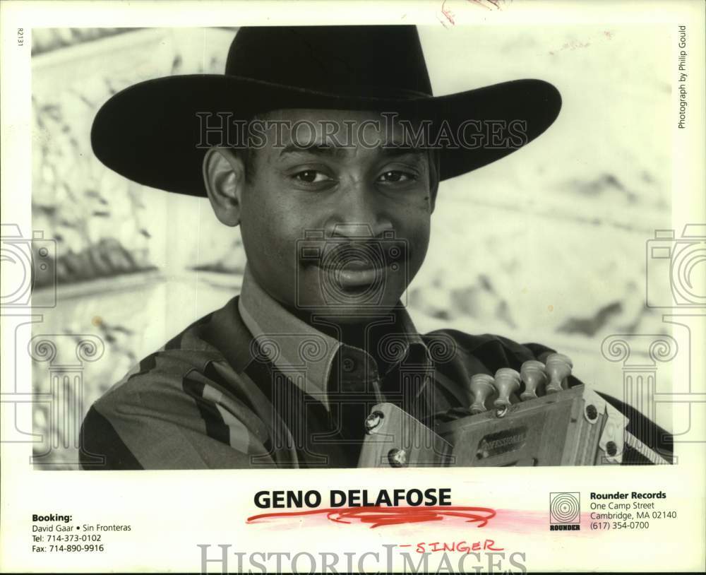 1995 Press Photo Singer Geno Delafose - Historic Images