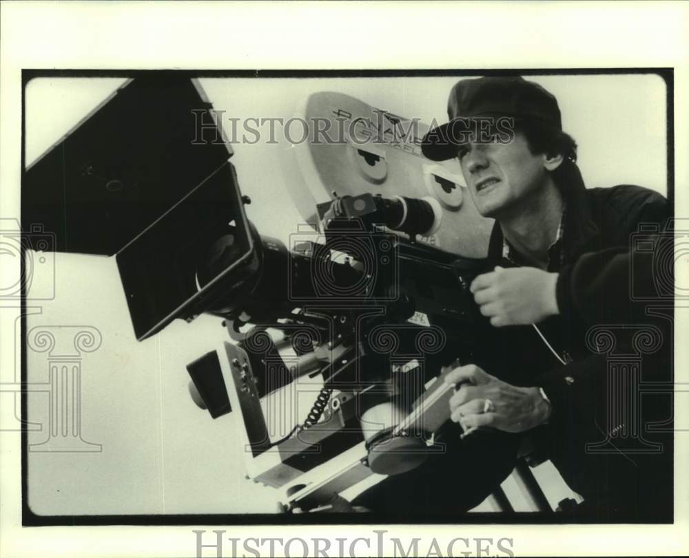 1983 Press Photo Film Director John Badham - Historic Images
