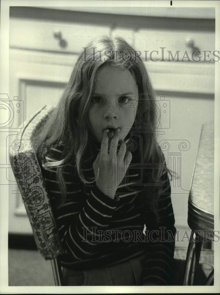 1975 Press Photo Elizabeth Cheshire in segment of "Sunshine" - Historic Images