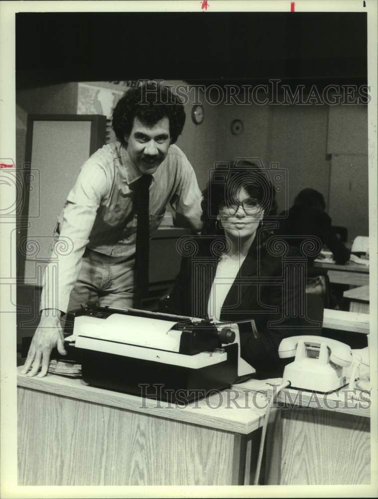 1983 Press Photo "NBC News Overnight" Anchors Bill Schechner, Linda Ellerbee - Historic Images