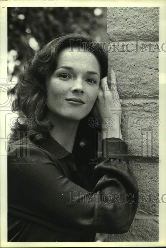 1984 Press Photo Actress Janet Eilber at MGM Studios in Hollywood - Historic Images