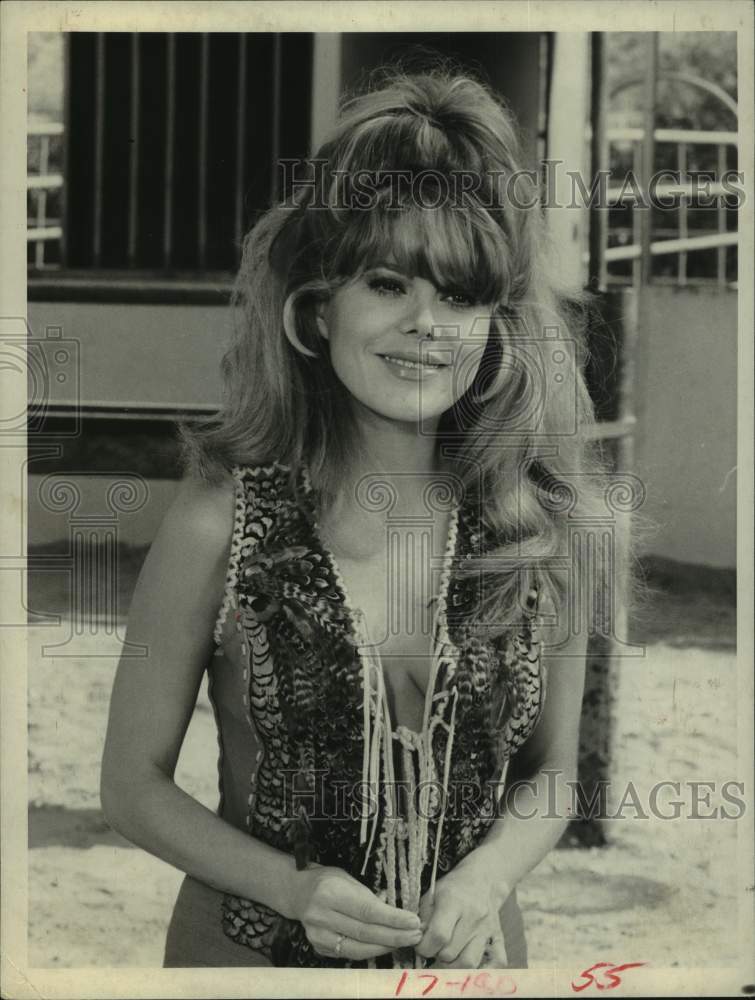 1978 Press Photo Entertainer Charo. - Historic Images