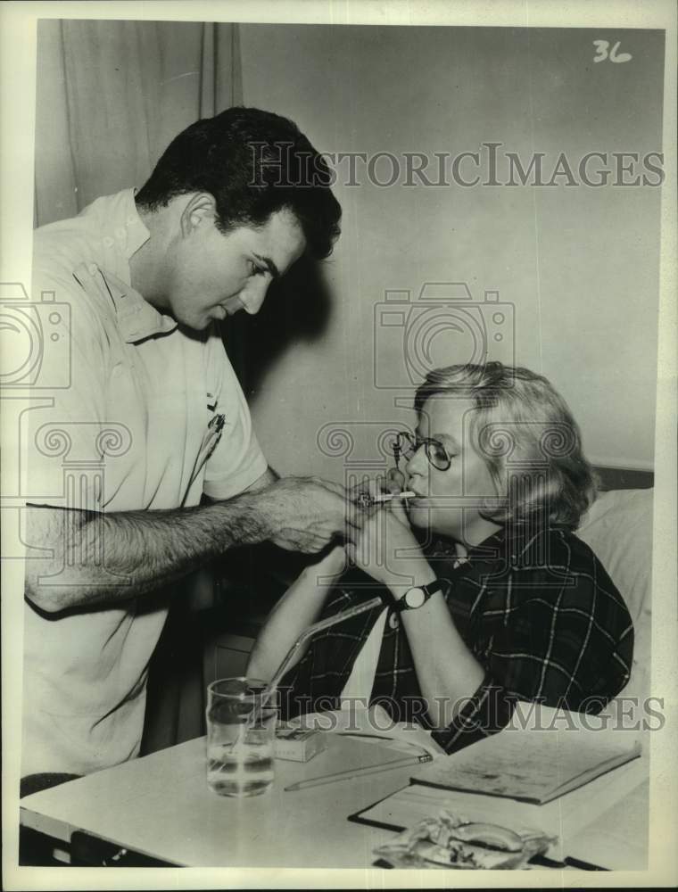 1962 Press Photo Vincent Edwards, Kim Stanley, Star in Two-Part "Ben Casey" - Historic Images