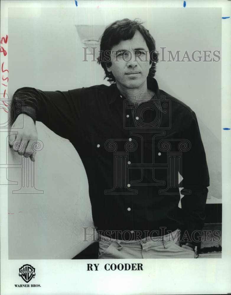 1981 Press Photo Pop musician Ry Cooder - Historic Images