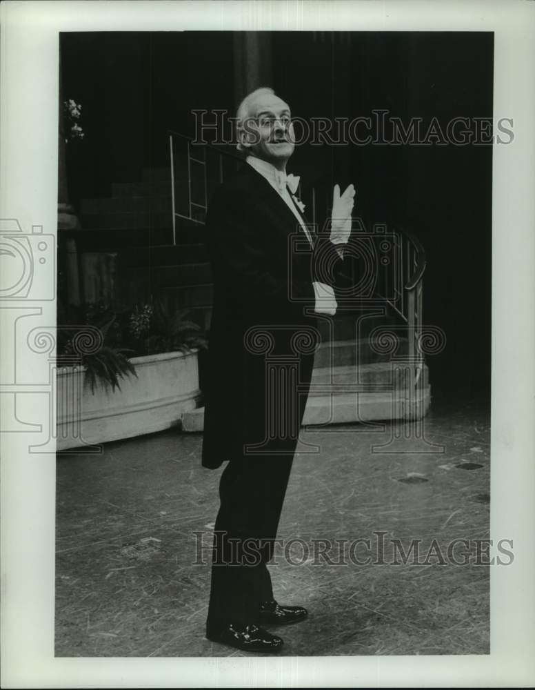 1975 Hans Conried as &quot;Madame Lucy&quot; in Irene-Historic Images