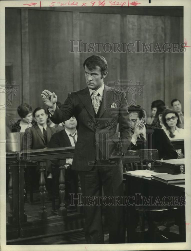 1970 Press Photo Actor Robert Conrad in &quot;The D.A.: Conspiracy to Kill&quot; - Historic Images