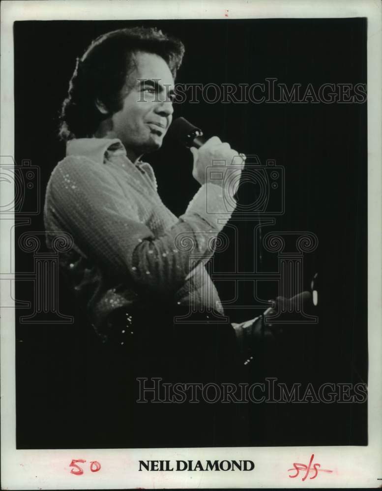 1988 Press Photo Singer/Composer Neil Diamond - Historic Images