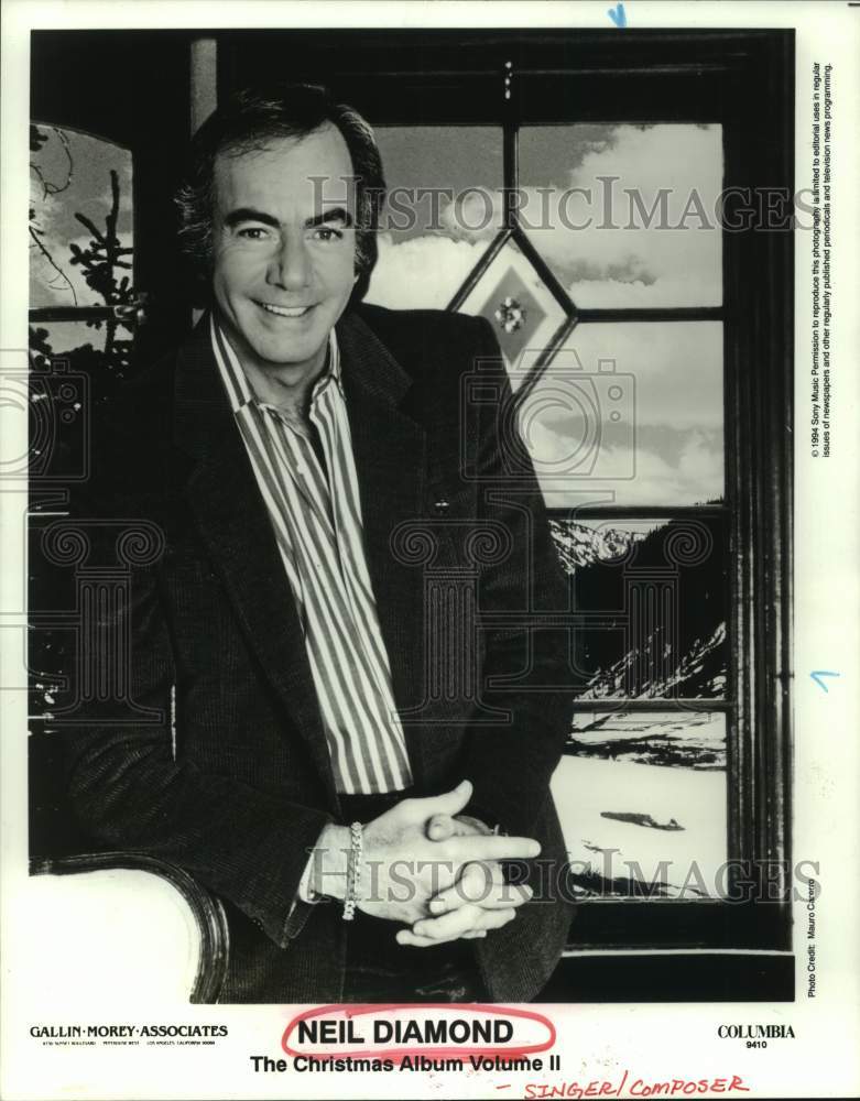 1994 Press Photo Singer/Composer Neil Diamond&#39;s &quot;The Christmas Album Volume II&quot; - Historic Images