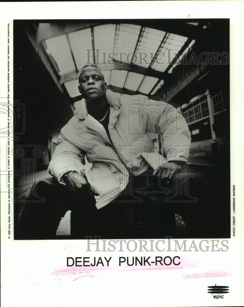 1998 Press Photo Entertainer Deejay Punk-Roc - Historic Images