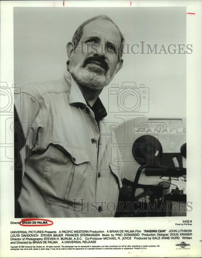 1992 Press Photo Director Brian De Palma on the set of &quot;Raising Cain&quot; - Historic Images