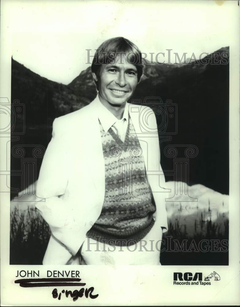 1963 Press Photo Singer John Denver - Historic Images