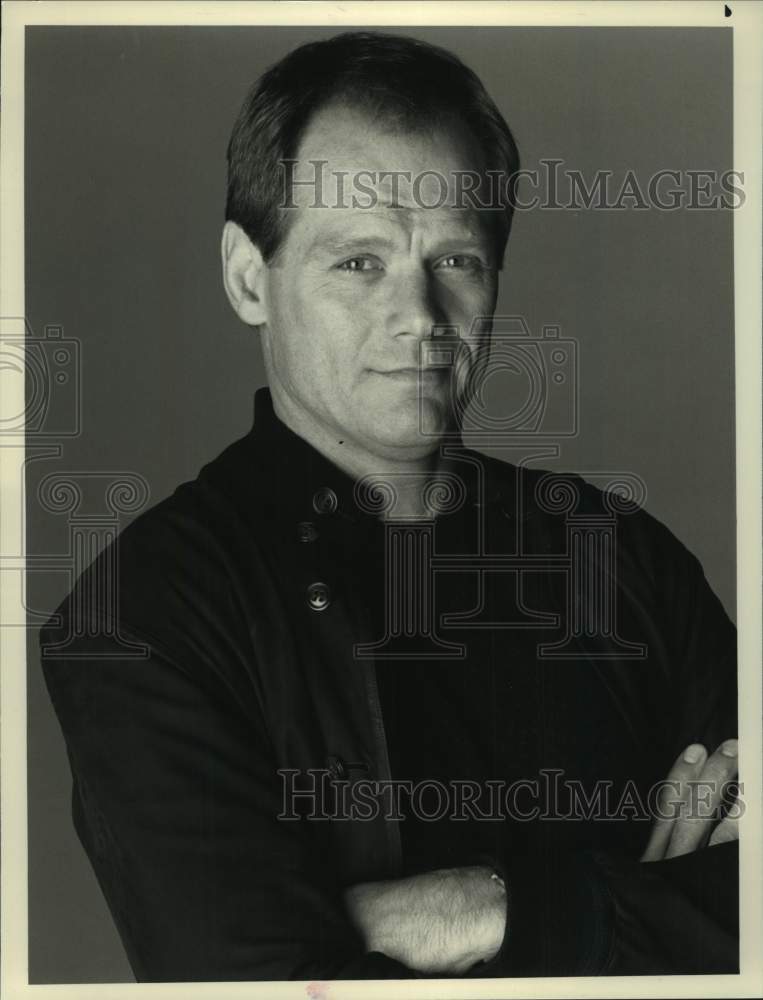 1988 Press Photo Actor Fred Dryer appears in an episode of "Hunter" - Historic Images