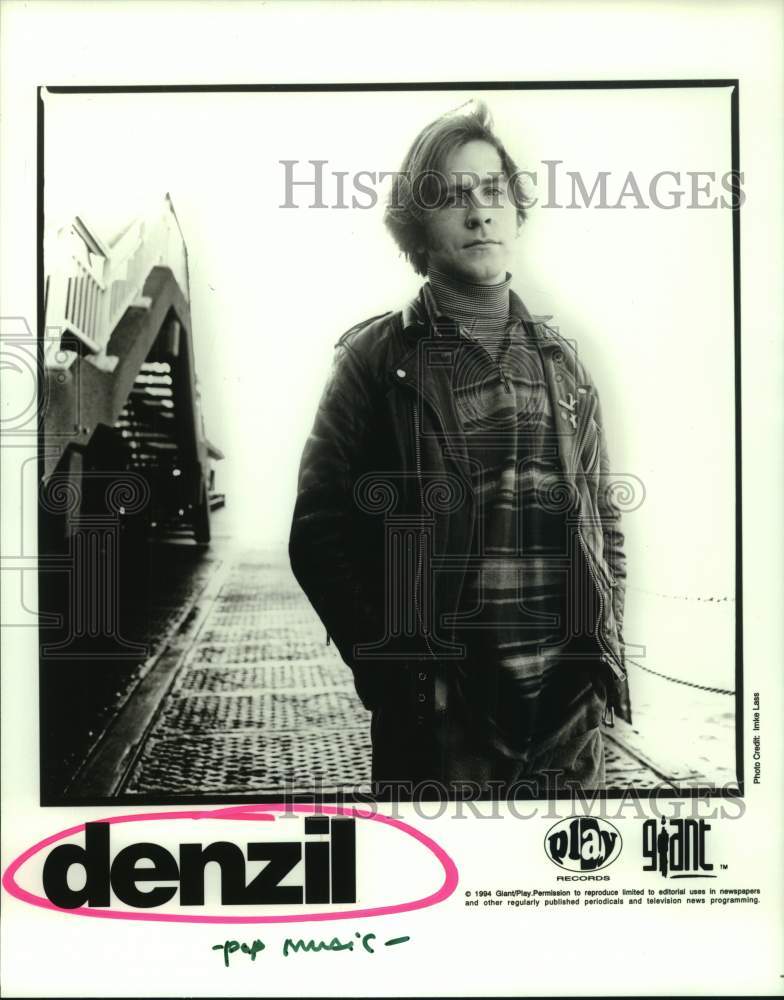 1994 Press Photo Pop Music Singer Denzil - Historic Images