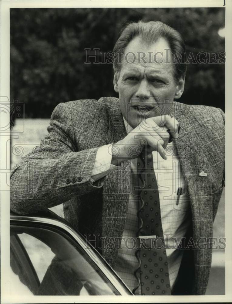 1990 Press Photo Actor Fred Dryer Plays the Title Role in "Hunter" on NBC - Historic Images