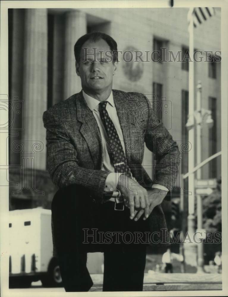 1991 Press Photo Television Actor Fred Dryer - Historic Images