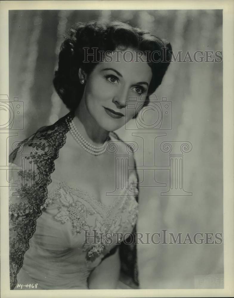 Press Photo Nadine Conner, Marguerite in &quot;Faust&quot; - Historic Images