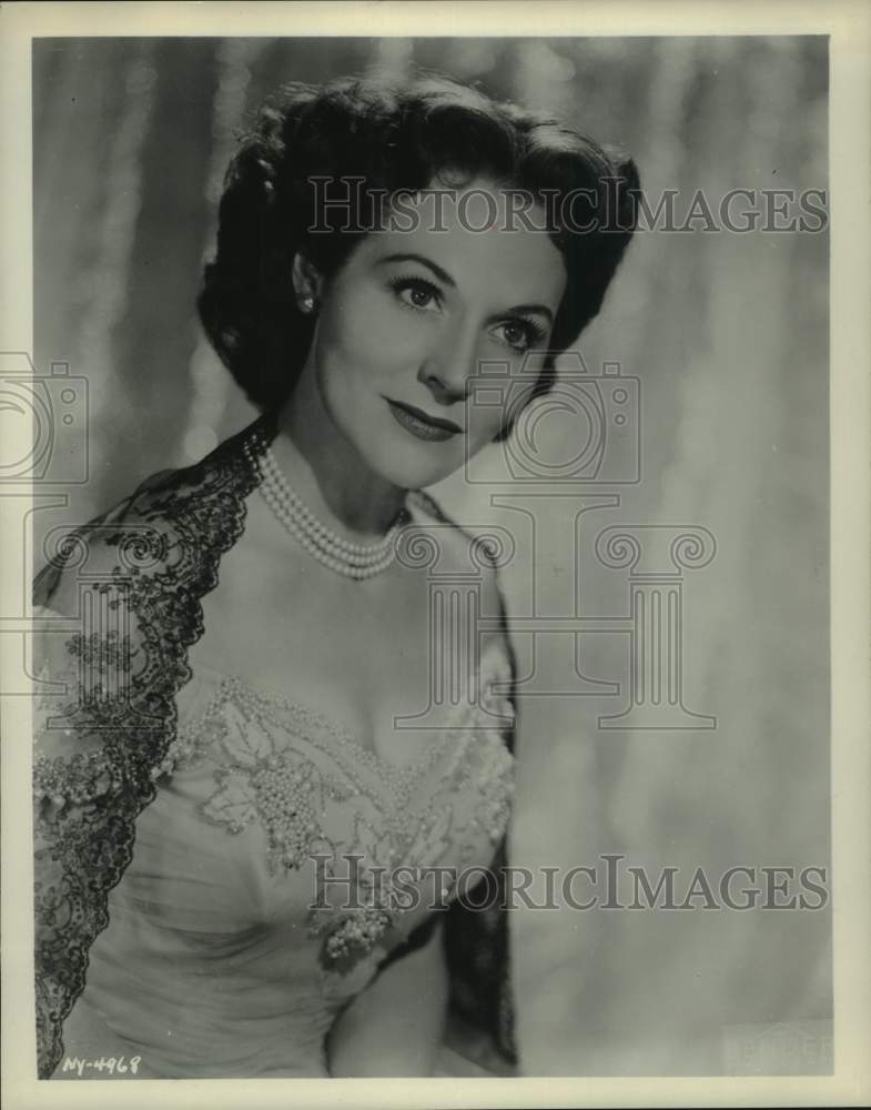 Press Photo Nadine Conner, Marguerite in "Faust" - Historic Images