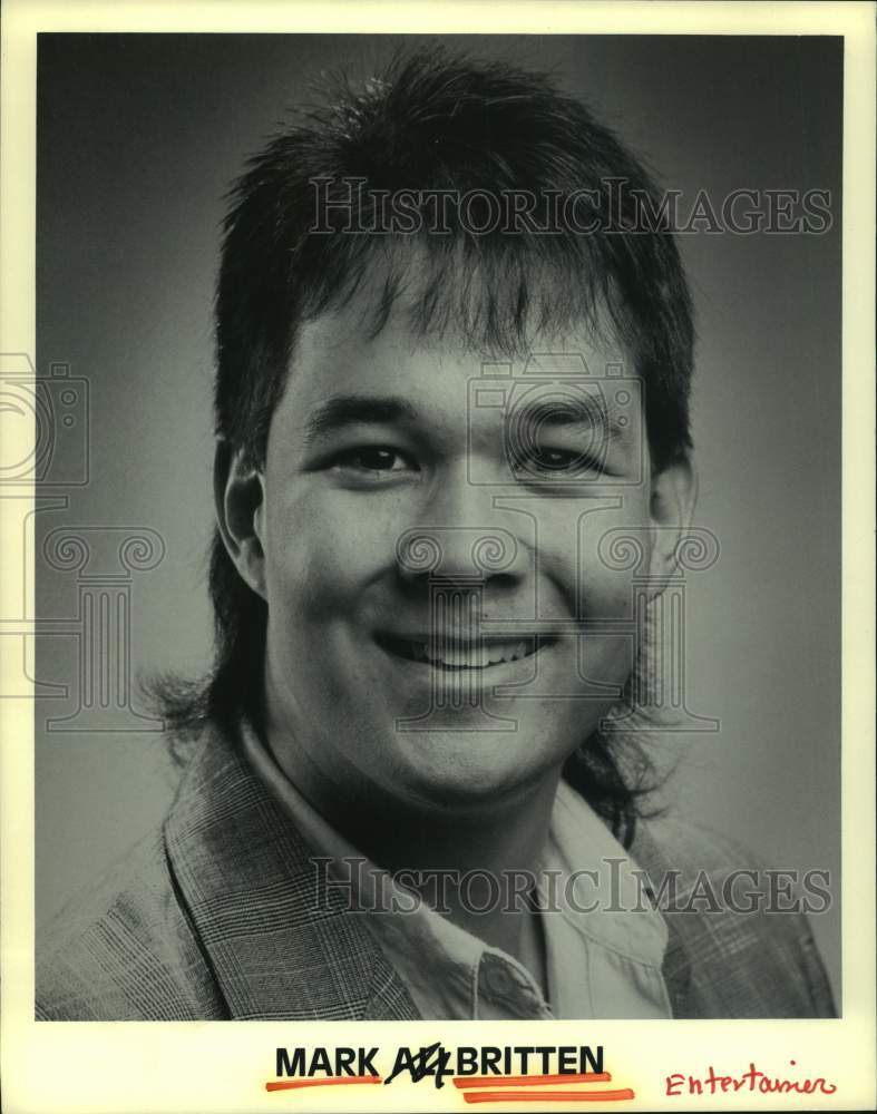 1992 Press Photo Entertainer Mark Britten - Historic Images