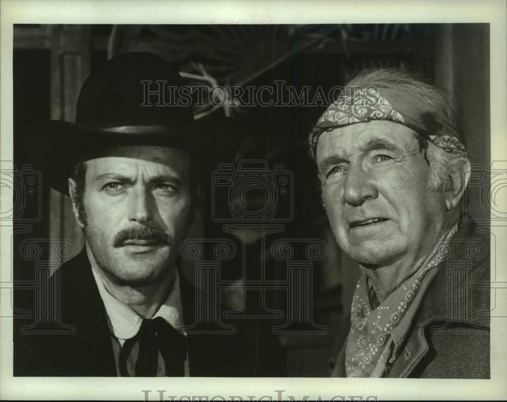 1968 Press Photo Walter Brennan and Jason Evers in &quot;The Guns of Will Sonnett&quot; - Historic Images