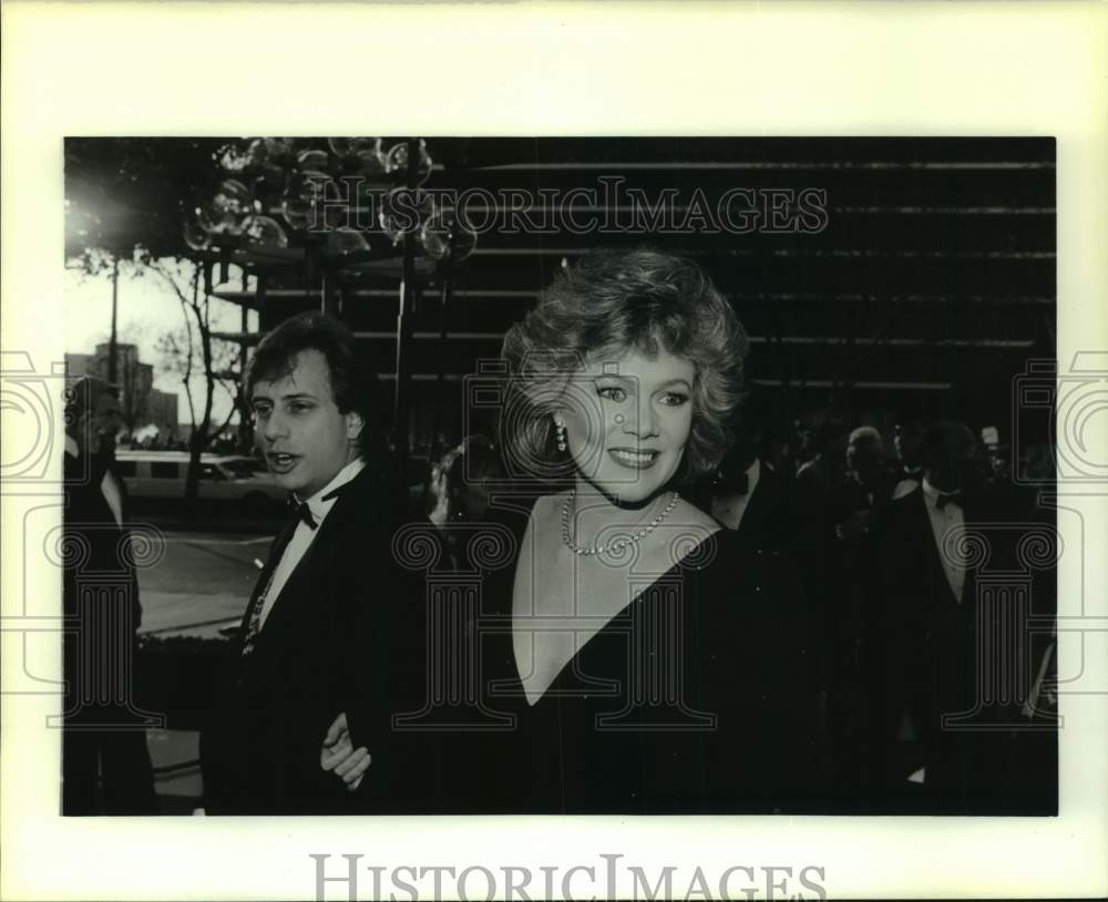 1989 Press Photo Actress Kathleen Turner - Historic Images