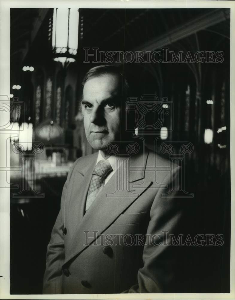1978 Press Photo Ron Eyre Hosts "The Long Search" on PBS - Historic Images