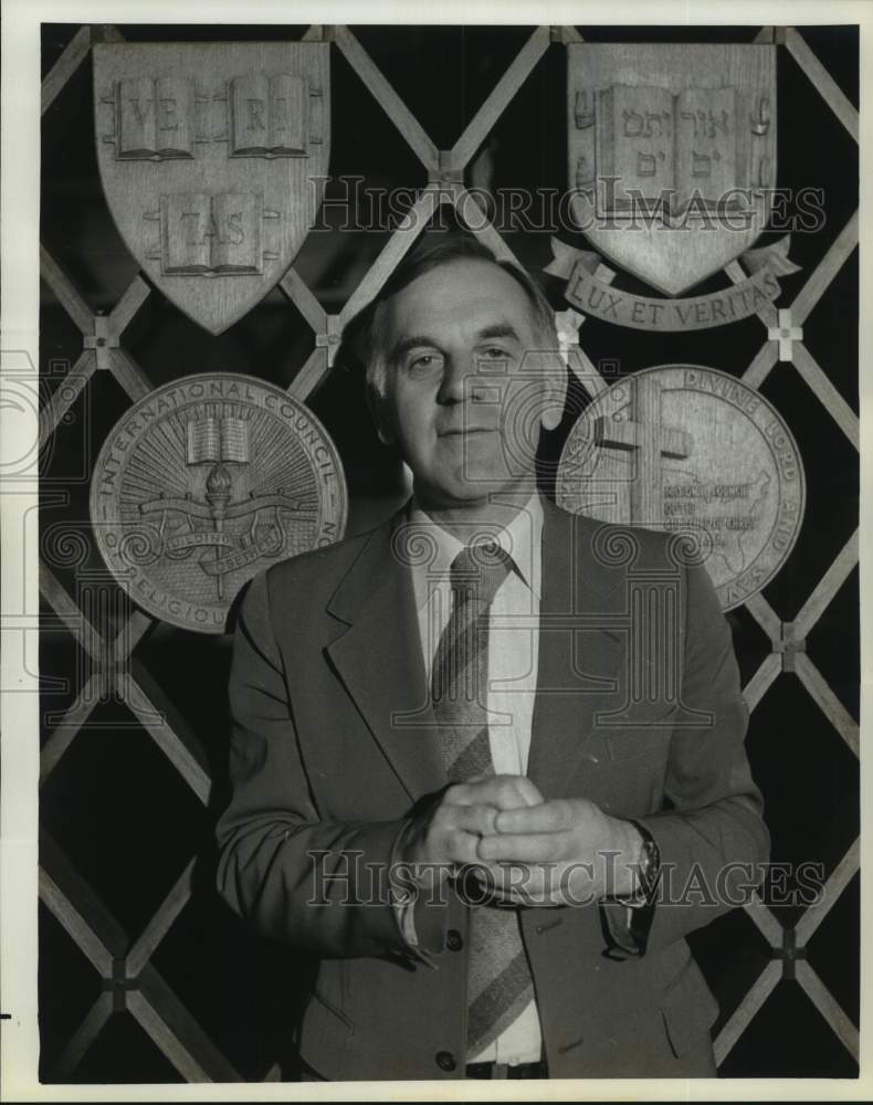 1978 Press Photo Ron Eyre Hosts "The Long Search" PBS Series - Historic Images