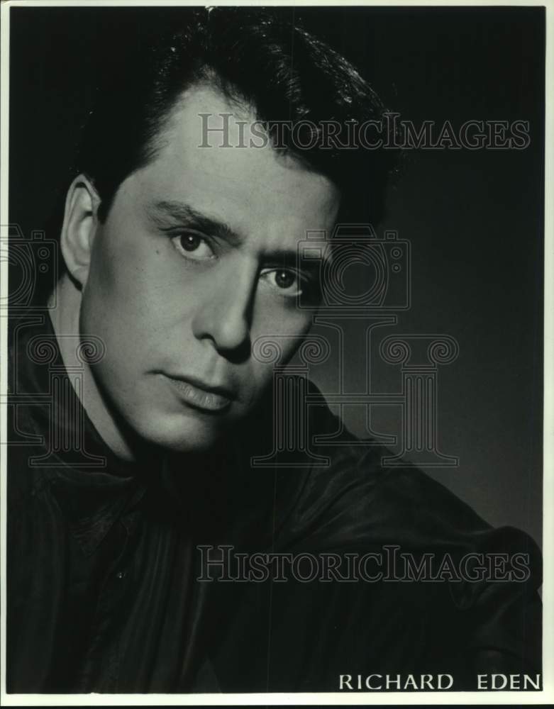 1994 Press Photo Entertainer Richard Eden - Historic Images