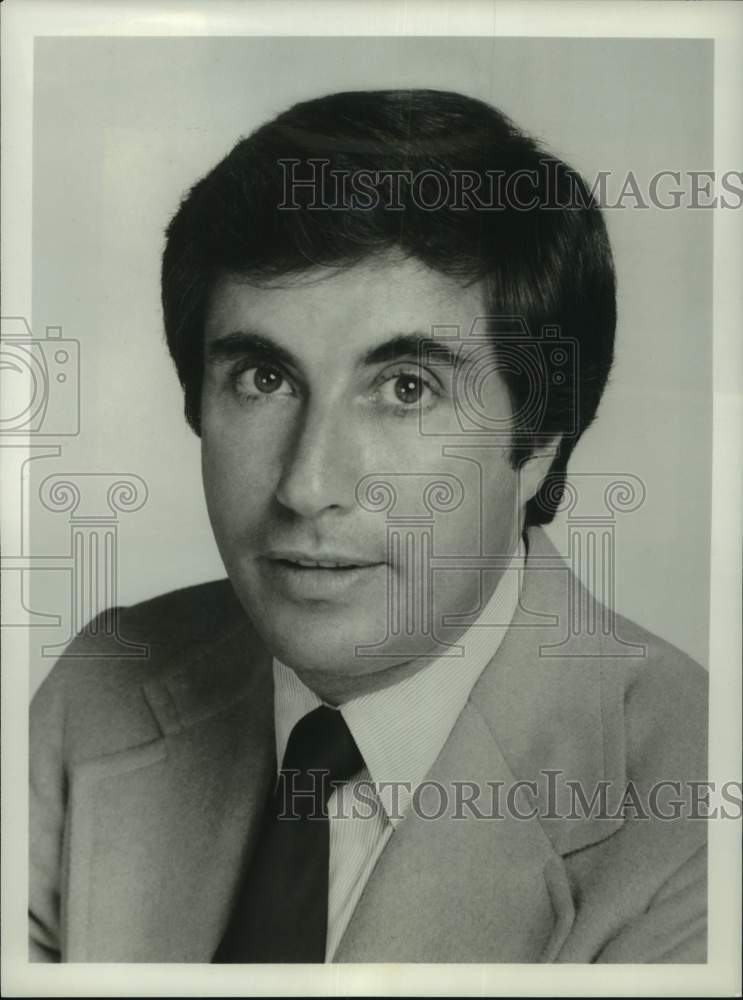 1986 Press Photo Lewis H. Erlicht, Vice President of ABC Entertainment- Historic Images