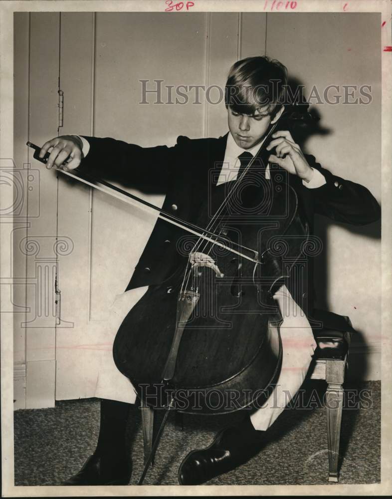 1970 Press Photo Cellist Lawrence Foster - Historic Images