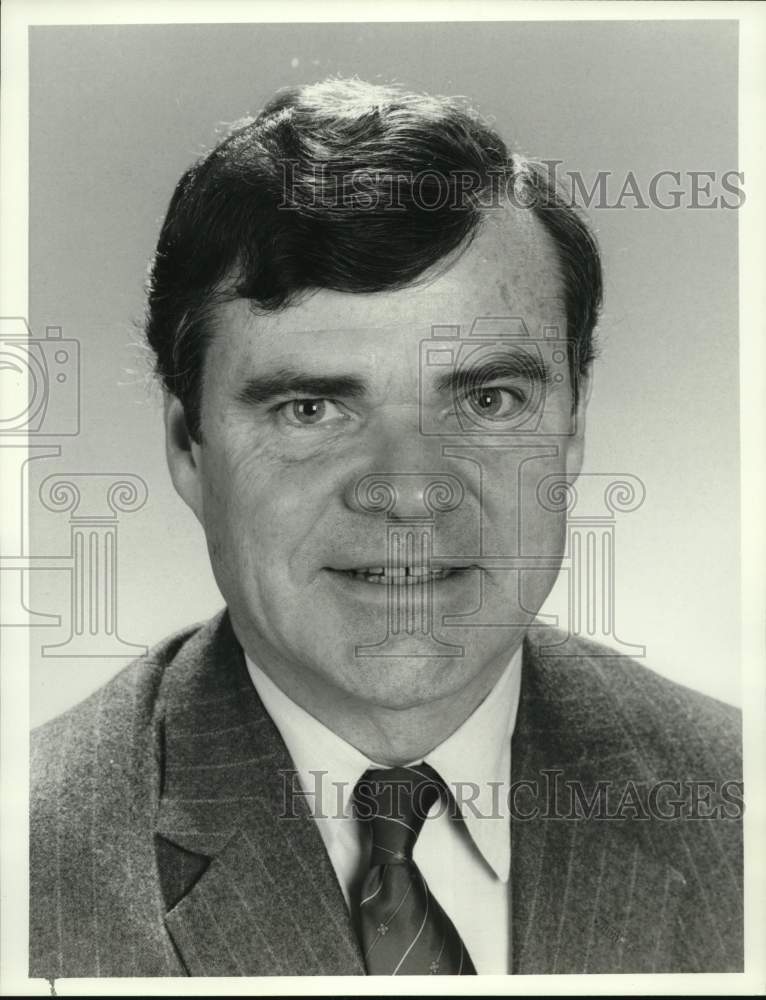 1986 Press Photo Ed Fouhy, Executive Producer of NBC&#39;s &quot;1986&quot; - Historic Images