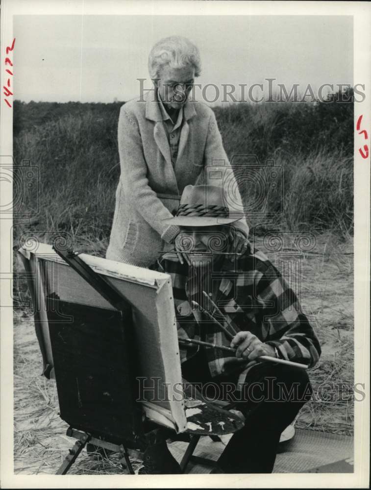 1981 Press Photo Actor Henry Fonda and Co-Star in "Summer Solstice" - Historic Images