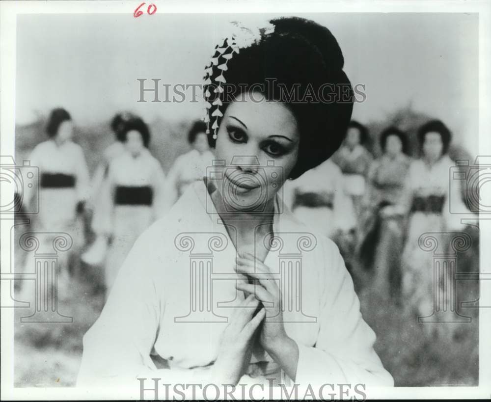 1976 Press Photo Soprano singer Mirella Freni in "Madama Butterfly" - Historic Images