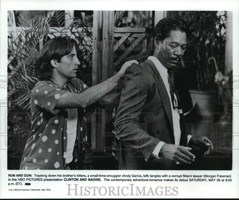 1988 Press Photo Andy Garcia and Morgan Freeman in &quot;Clinton and Nadine&quot; - Historic Images